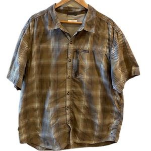 Men’s Columbia Omni-Wick Plaid Button Down Short Sleeve Outdoor Collar Shirt